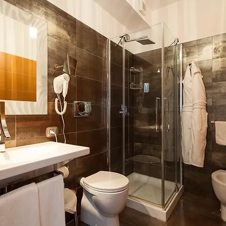 Вилла Solaria Масса-Лубренсе